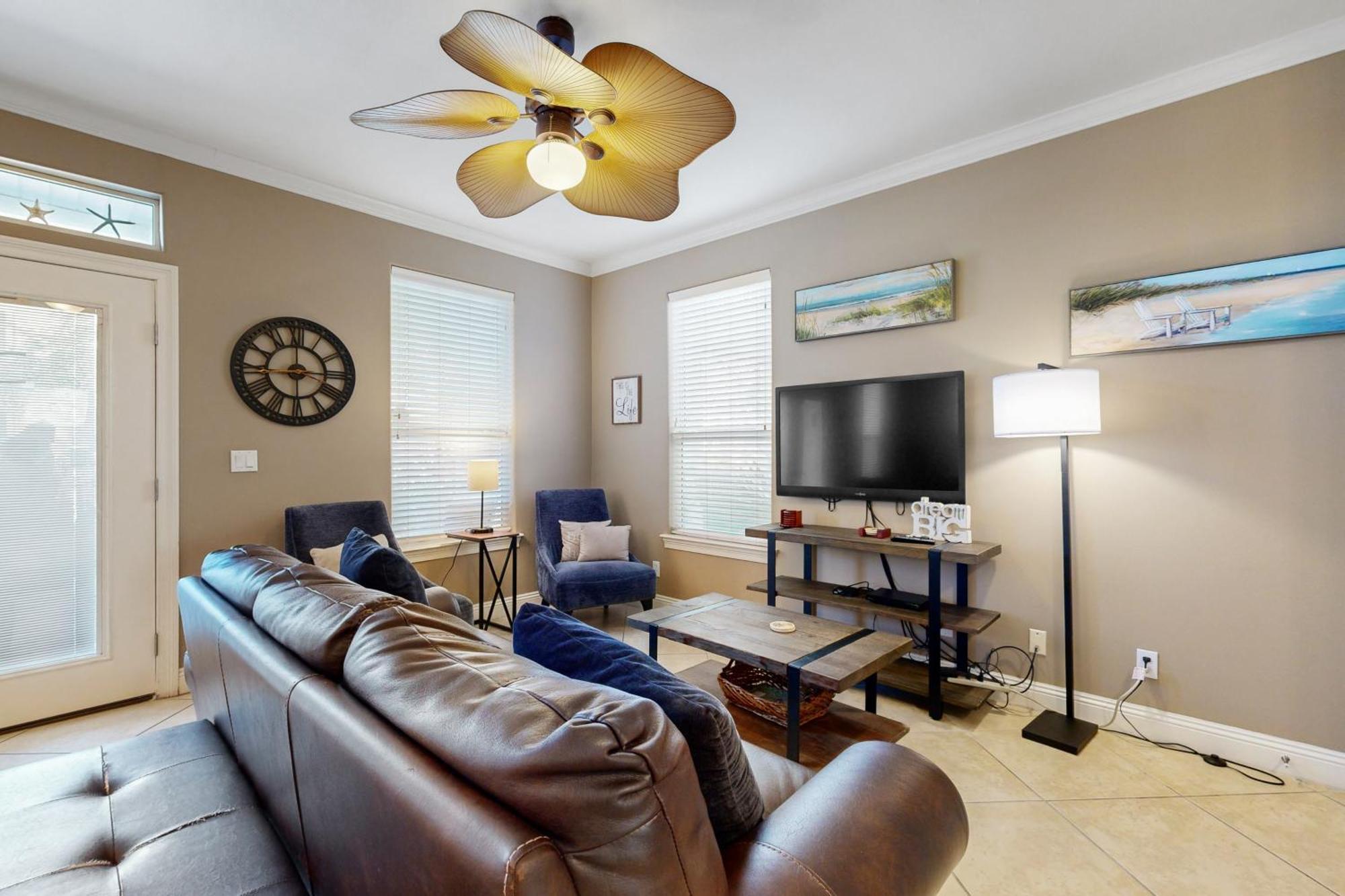 Villages Of Crystal Beach: Serenity Destin Exterior foto